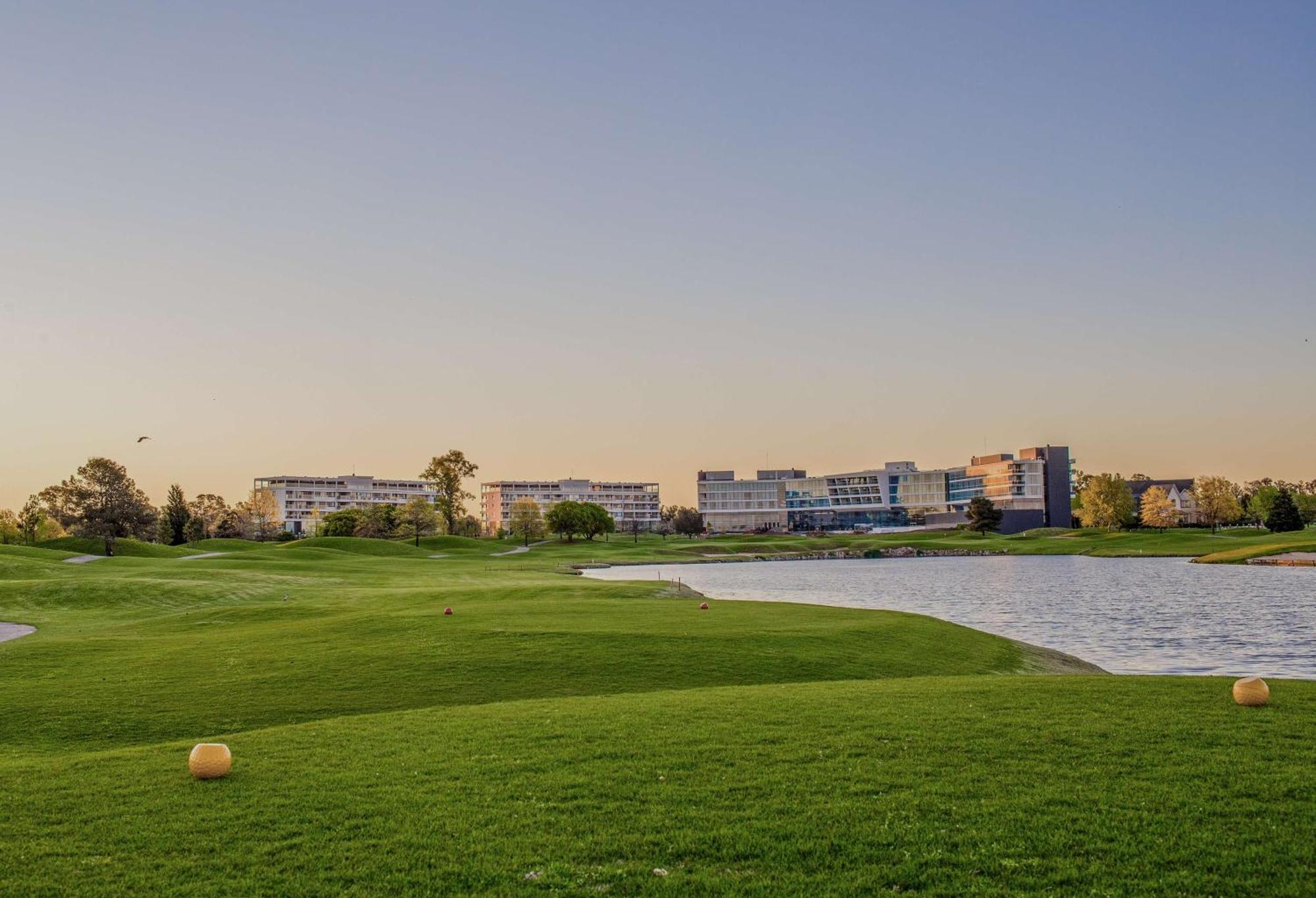 Hilton Pilar Otel Dış mekan fotoğraf