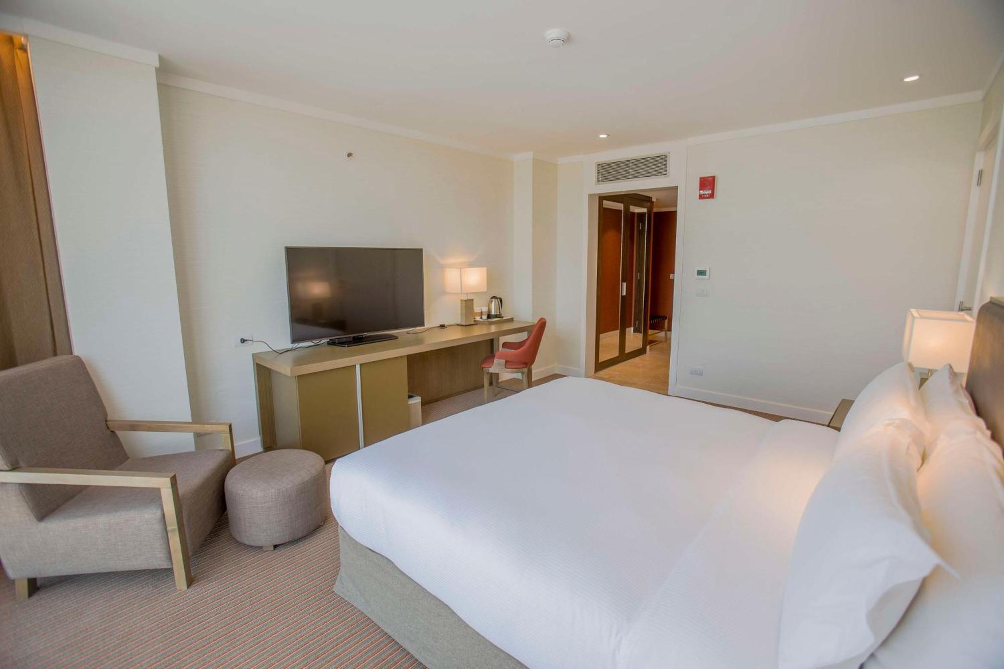 Hilton Pilar Otel Dış mekan fotoğraf
