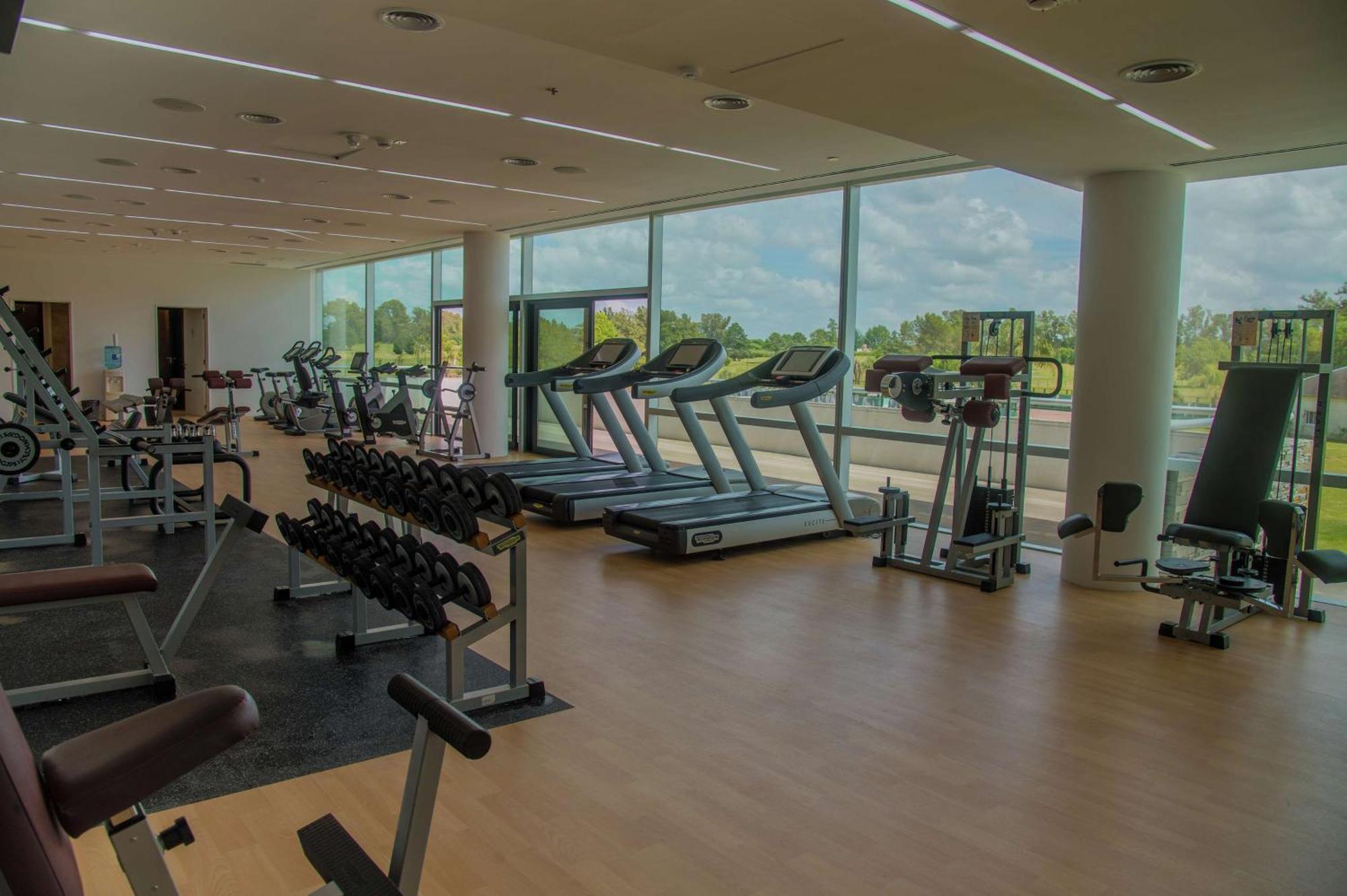 Hilton Pilar Otel Dış mekan fotoğraf