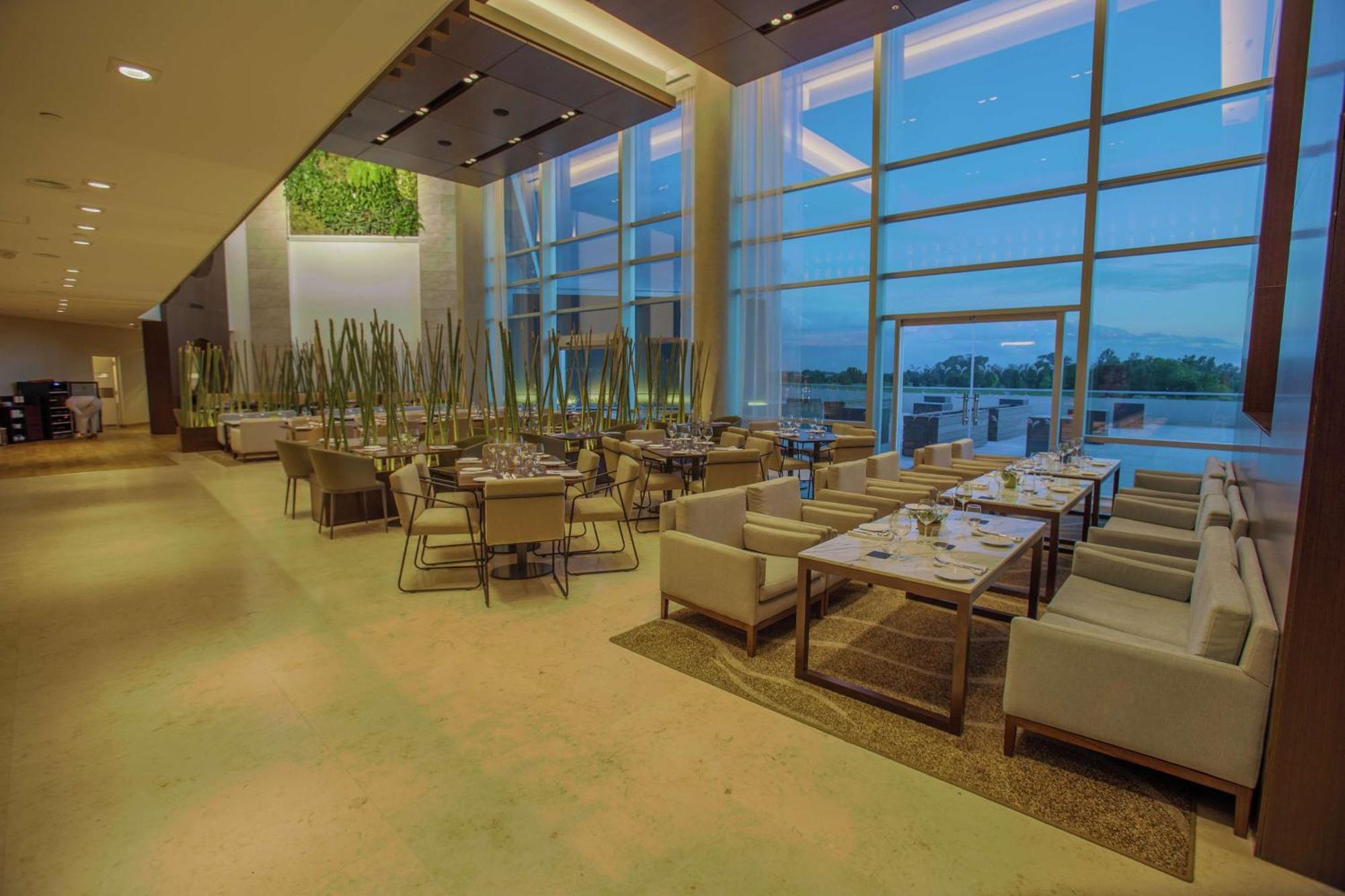 Hilton Pilar Otel Dış mekan fotoğraf