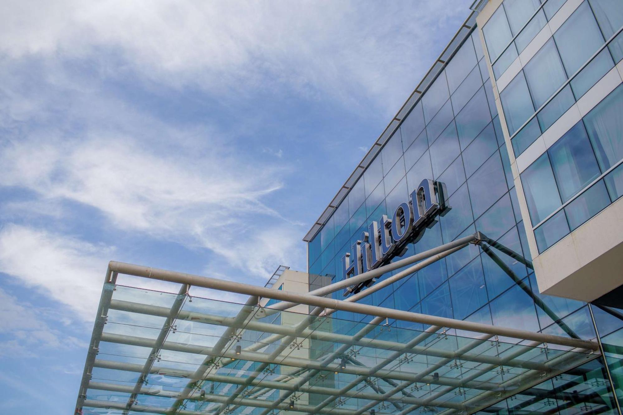 Hilton Pilar Otel Dış mekan fotoğraf