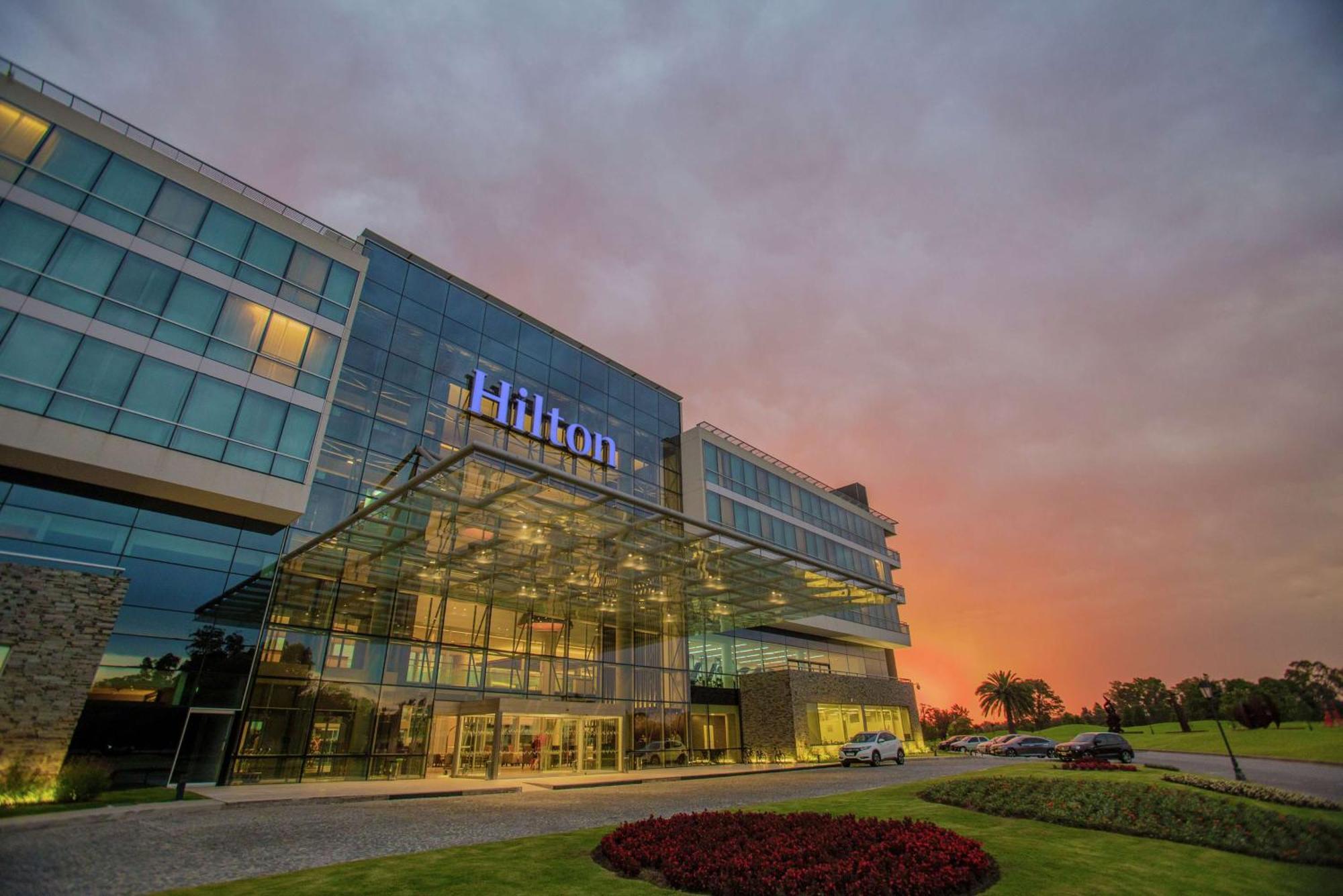 Hilton Pilar Otel Dış mekan fotoğraf